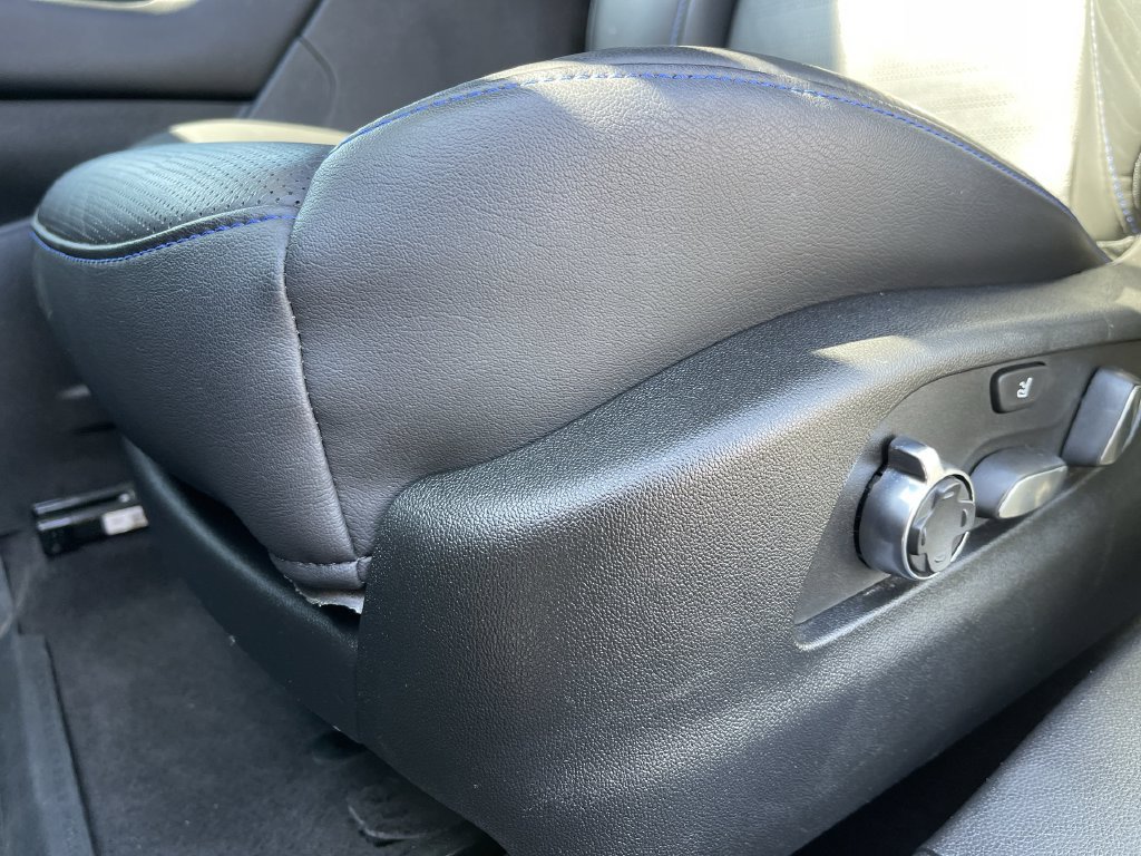 Used 2024 Cadillac XT4 Sport AWD/4WD image 21
