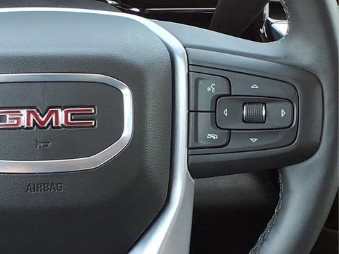 Used 2025 GMC Sierra 2500 SLT w/ SLT Convenience Package AWD/4WD image 7