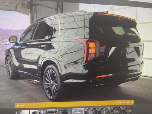 Used 2025 Hyundai Palisade Calligraphy image 7
