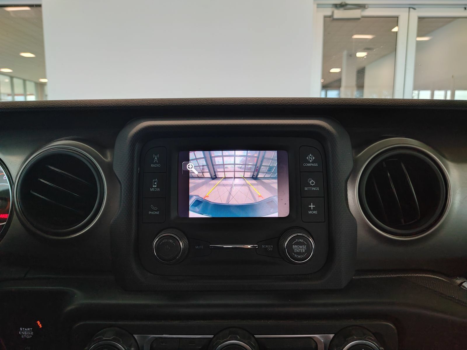 Used 2020 Jeep Gladiator Sport w/ Quick Order Package 23S AWD/4WD image 18