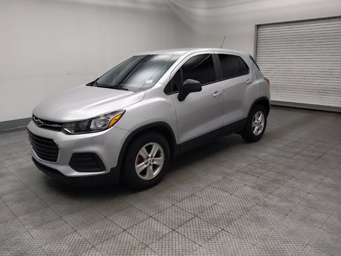 Used 2020 Chevrolet Trax LS w/ Tint and Cruise Package FWD image 2
