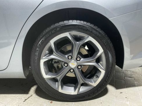 Used 2024 Chevrolet Malibu LT FWD image 8