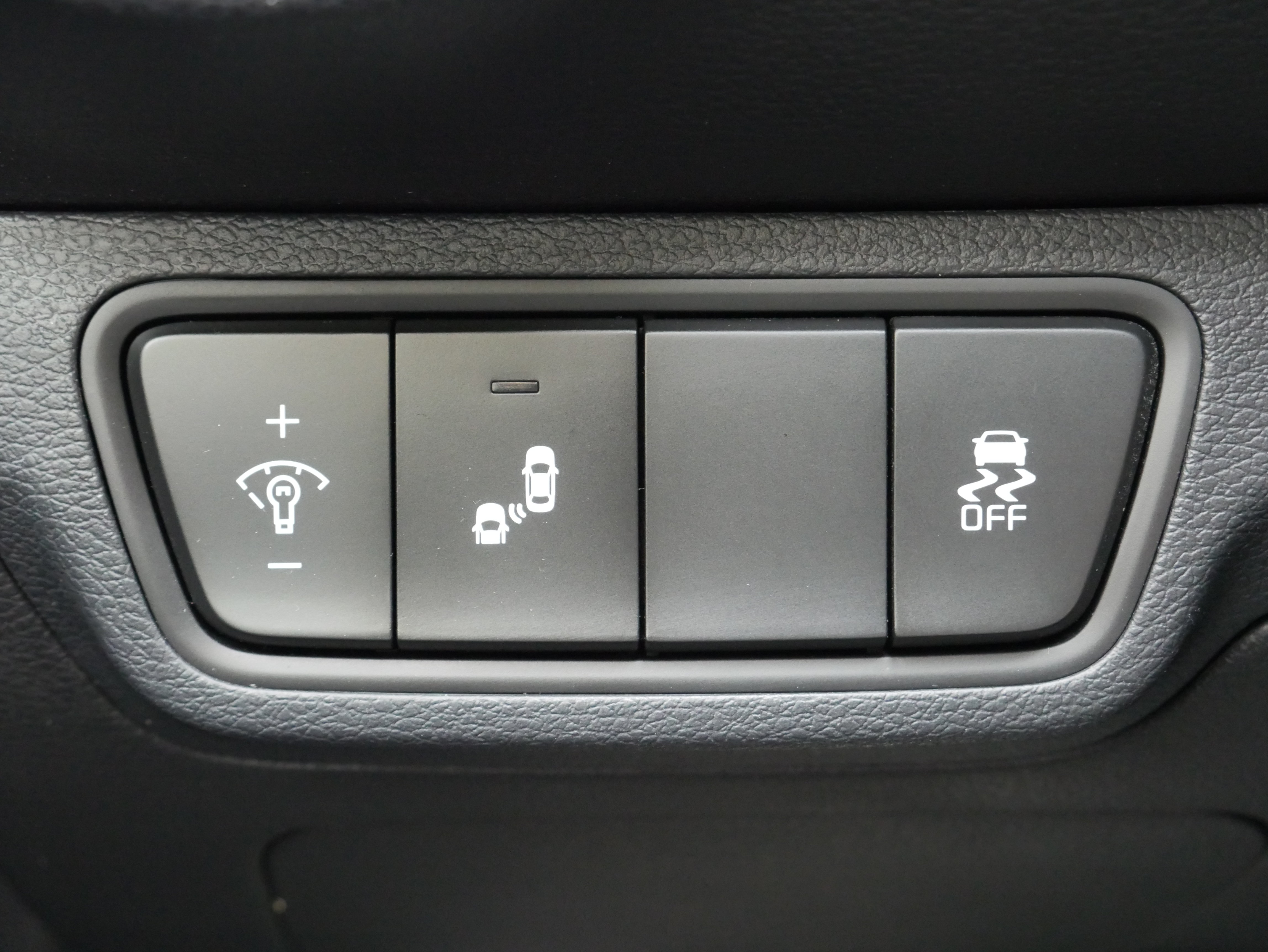 Used 2023 Kia Forte GT-Line w/ GT-Line Premium Package FWD image 32