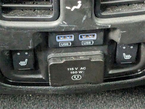 Used 2023 Dodge Durango GT image 16