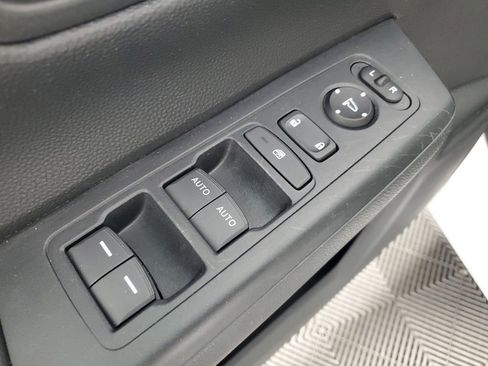 Used 2024 Honda CR-V EX image 29