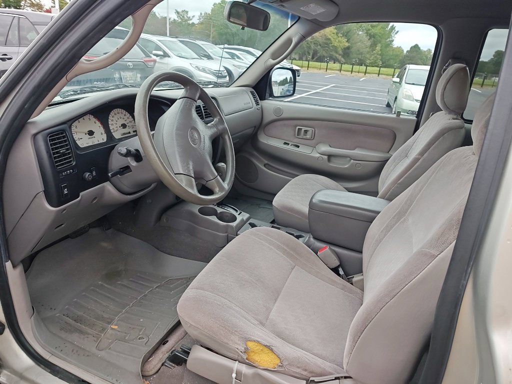 Used 2002 Toyota Tacoma PreRunner RWD image 10