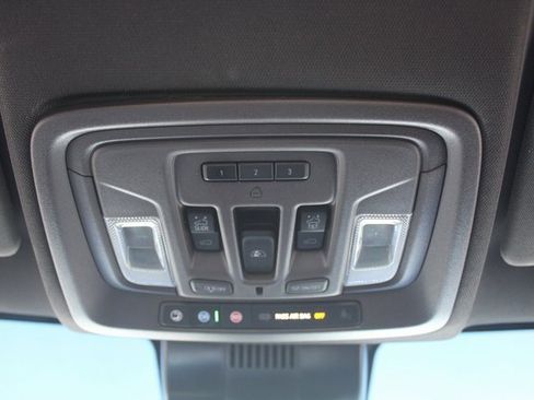 Used 2024 GMC Sierra 2500 Denali w/ Denali Reserve Package image 44