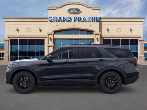 New 2026 Ford Explorer Tremor image 3