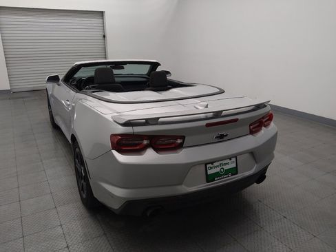 Used 2019 Chevrolet Camaro LT RWD image 6