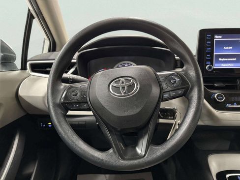 Used 2022 Toyota Corolla LE FWD image 27