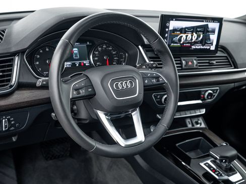 Certified 2023 Audi Q5 2.0T Premium w/ Convenience Package AWD/4WD image 11