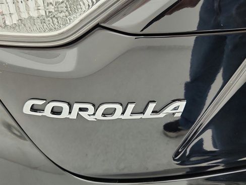 Used 2026 Toyota Corolla LE FWD image 29