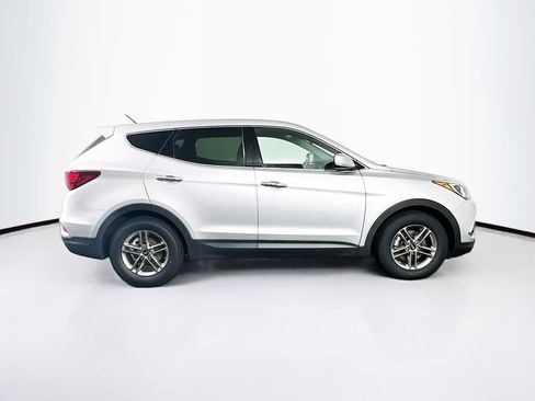 Used 2018 Hyundai Santa Fe Sport FWD image 10
