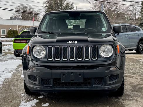 Used 2018 Jeep Renegade Sport w/ Power & Air Group image 8