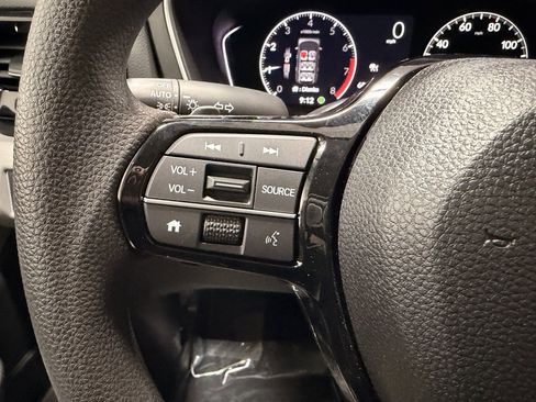 Used 2024 Honda Pilot LX image 27