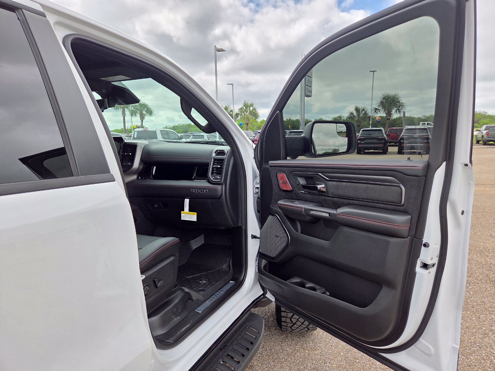 New 2026 RAM 1500 RHO w/ RHO Level 1 Equipment Group AWD/4WD image 23