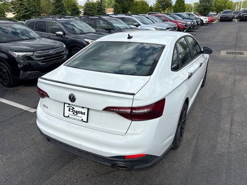 Used 2024 Volkswagen Jetta GLI 40th Anniversary Edition FWD image 3
