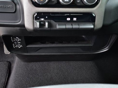 Used 2022 RAM 2500 Tradesman image 33