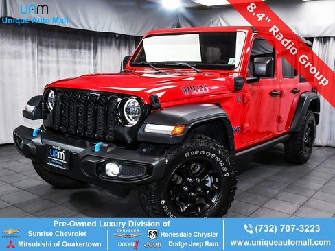 Used 2023 Jeep Wrangler Unlimited w/ 8.4" Radio Group image 1