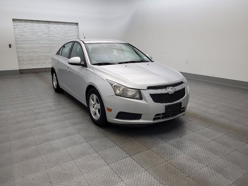 Used 2014 Chevrolet Cruze LT w/ Technology Package FWD image 13