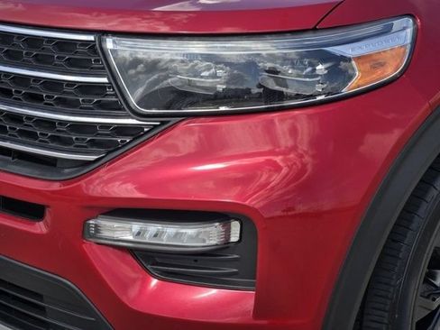 Used 2020 Ford Explorer XLT w/ Equipment Group 202A RWD image 9