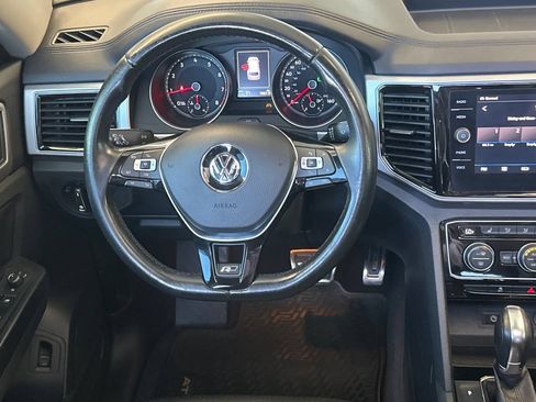 Used 2018 Volkswagen Atlas SEL AWD/4WD image 15