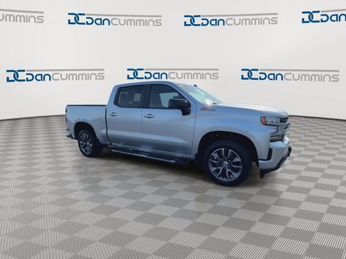 Used 2019 Chevrolet Silverado 1500 RST AWD/4WD image 2