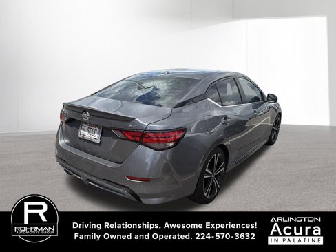 Used 2020 Nissan Sentra SR w/ Premium Package FWD image 4