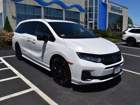 Certified 2026 Honda Odyssey Sport-L image 2