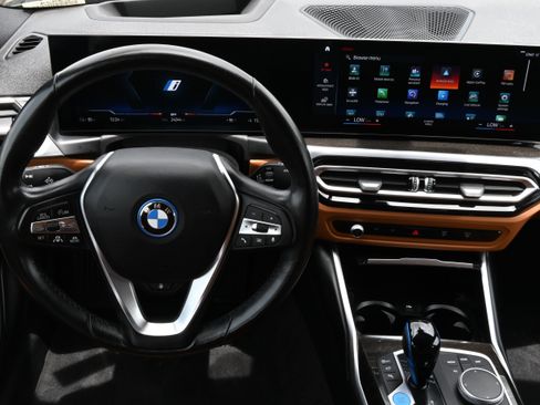 Certified 2023 BMW i4 eDrive35 RWD image 16