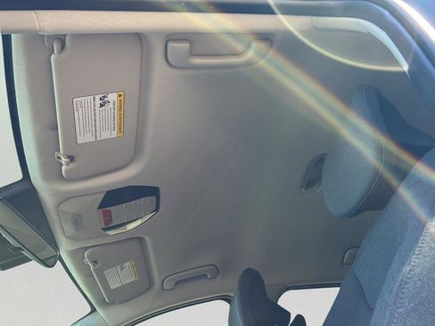 Used 2025 Kia K4 EX image 24