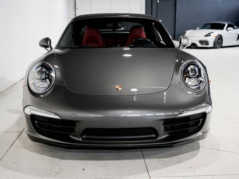 Used 2015 Porsche 911 Targa 4 image 6