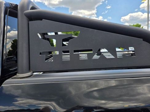 Used 2019 Nissan Titan SL w/ Midnight Edition AWD/4WD image 22