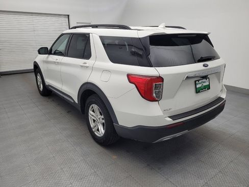 Used 2020 Ford Explorer XLT w/ Equipment Group 202A RWD image 5
