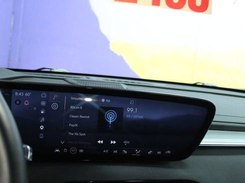 Used 2025 Buick Enclave Preferred w/ LPO, Floor Liner Package FWD image 20