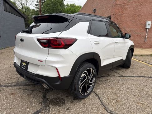 New 2026 Chevrolet TrailBlazer RS w/ Convenience Package AWD/4WD image 2