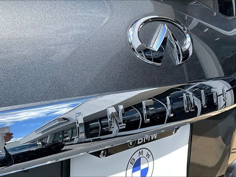 Used 2017 INFINITI QX80 2WD image 29