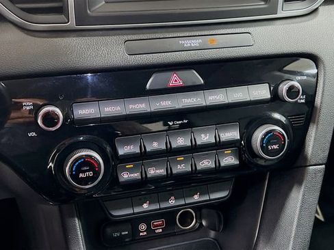 Used 2019 Kia Sportage EX w/ EX Premium Package image 15