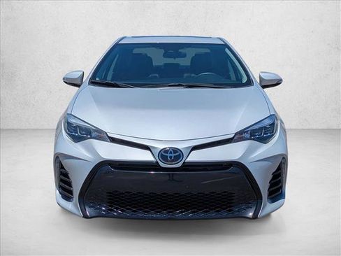 Used 2017 Toyota Corolla SE w/ SE Premium Package FWD image 2