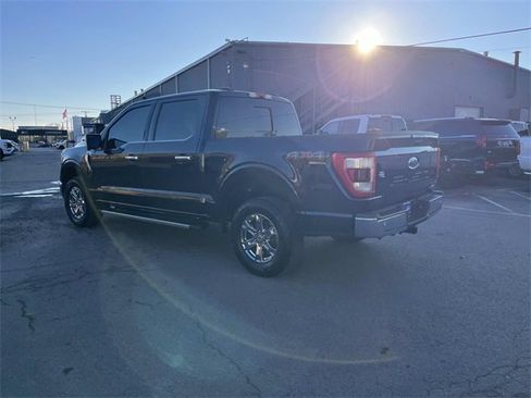 Used 2022 Ford F150 Lariat image 6