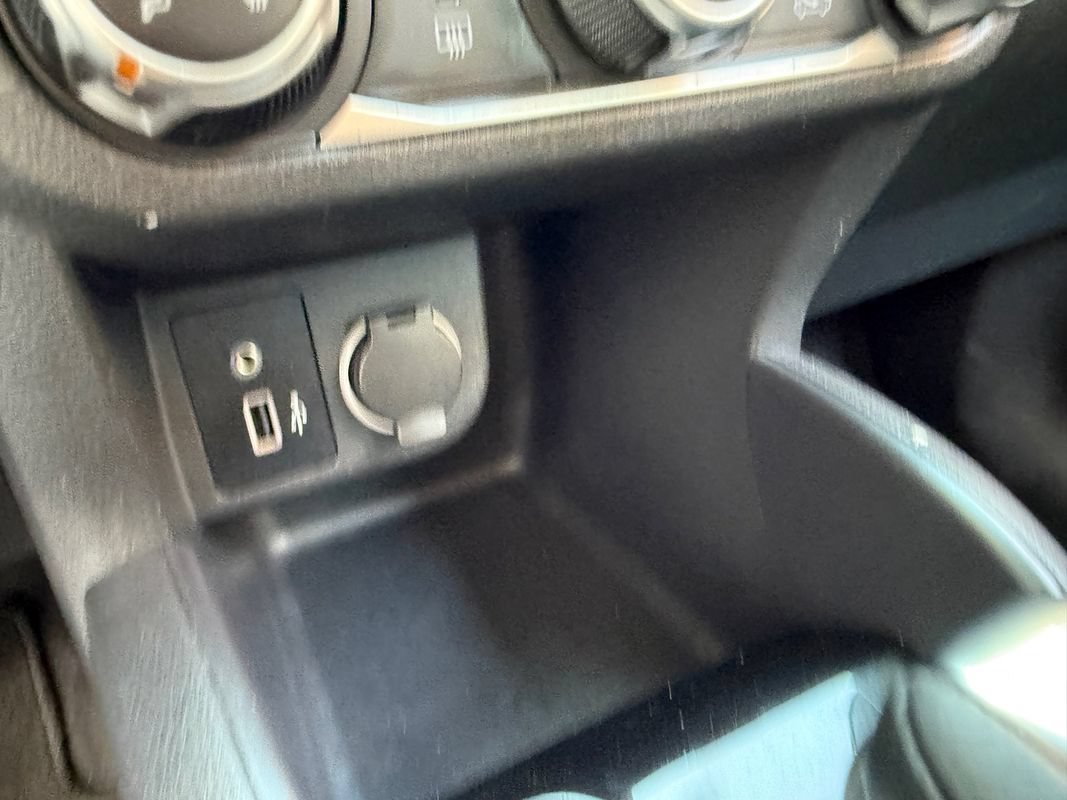 Used 2020 Nissan Kicks S FWD image 35