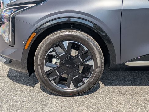 New 2026 Kia Sportage SX image 8