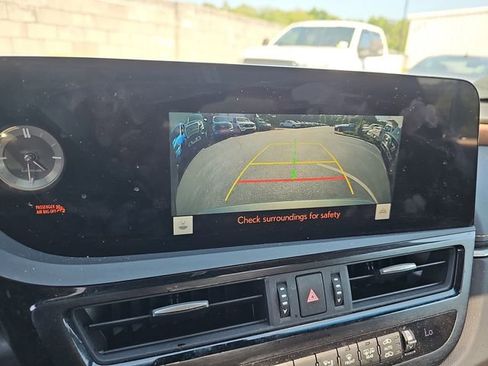 Used 2023 Lexus ES 350 w/ Premium Package FWD image 19