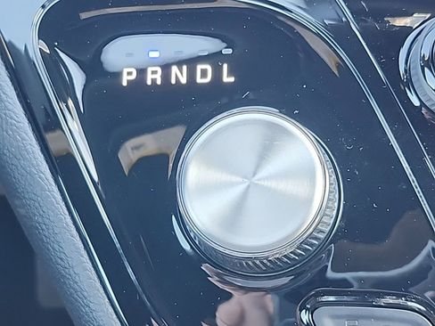 New 2026 Chrysler Pacifica Select image 39