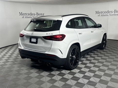 Certified 2025 Mercedes-Benz GLA 35 AMG 4MATIC image 7