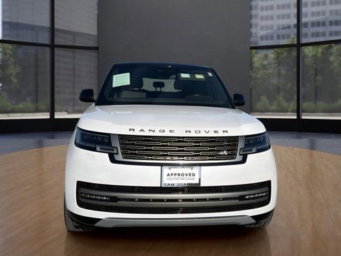 Used 2024 Land Rover Range Rover Long Wheelbase SE AWD/4WD image 11