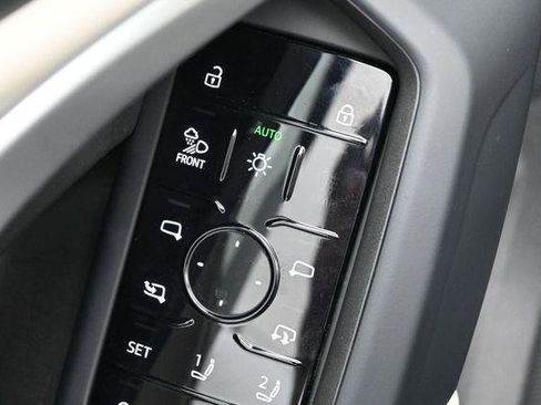 Certified 2025 Audi Q5 Prestige AWD/4WD image 12