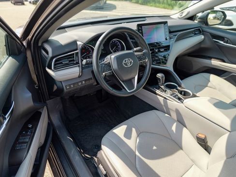 Used 2023 Toyota Camry XLE w/ Navigation Package AWD/4WD image 16