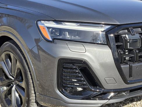 Used 2026 Audi Q7 3.0T Premium Plus AWD/4WD image 12