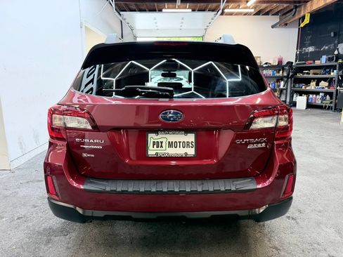 Used 2015 Subaru Outback 2.5i Limited AWD/4WD image 7